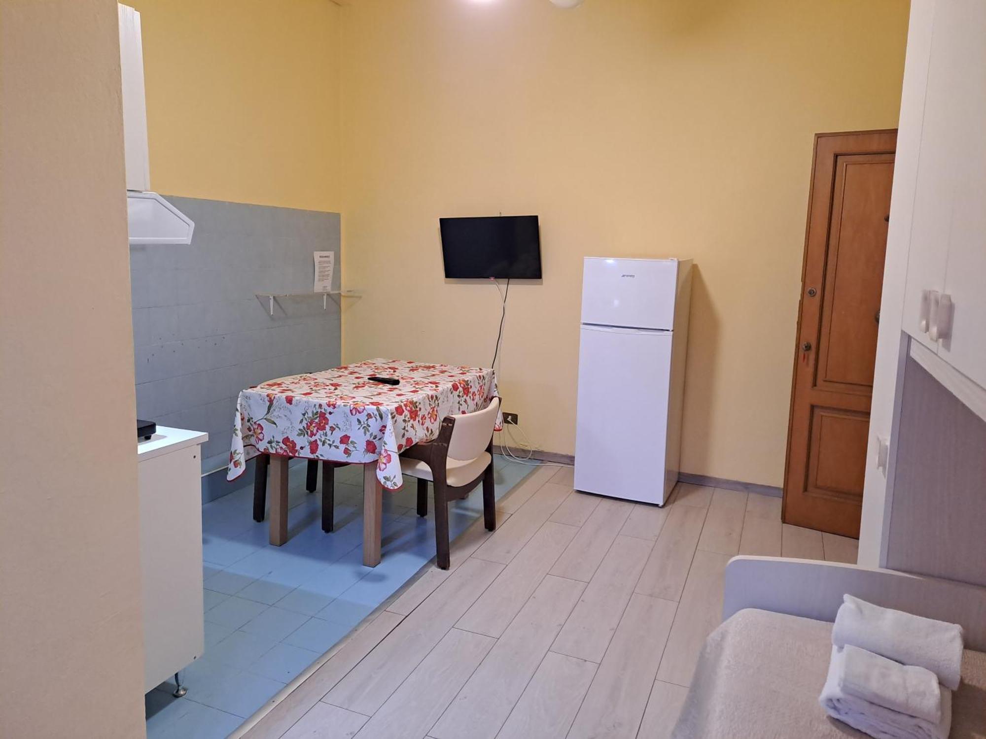 Giappone Inn Flat Livorno Exteriör bild